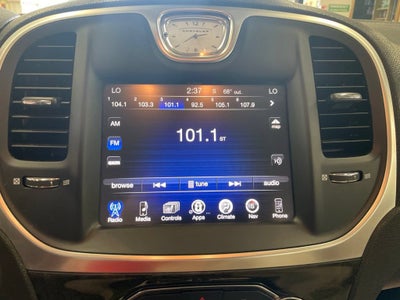 2015 Chrysler 300 300C