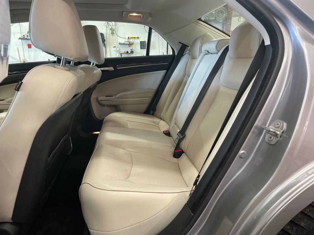 2015 Chrysler 300 300C