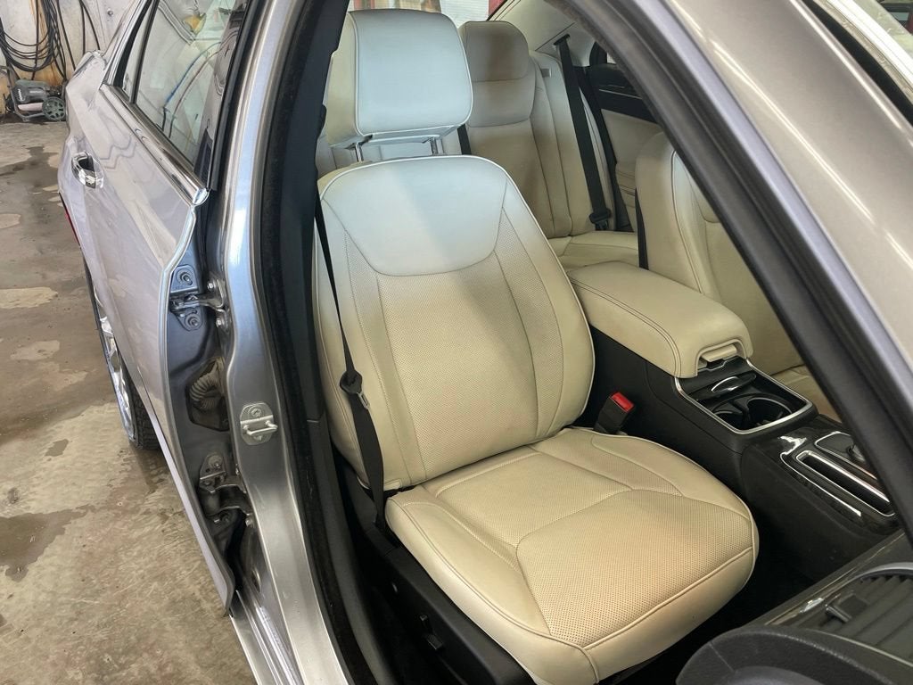 2015 Chrysler 300 300C