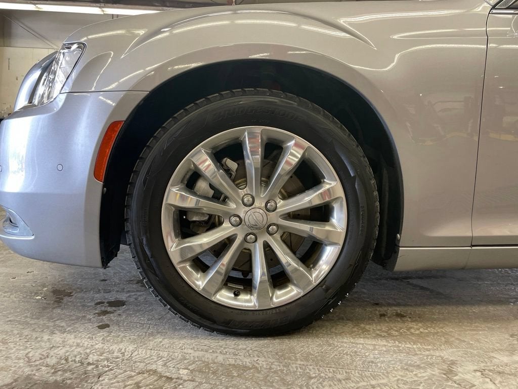 2015 Chrysler 300 300C