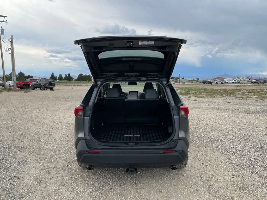 2021 Toyota RAV4 Hybrid LE