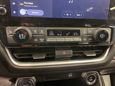 2025 Toyota Grand Highlander Hybrid XLE
