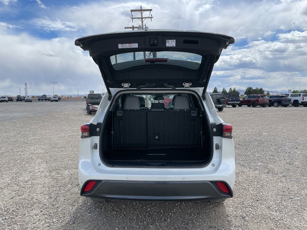 2021 Toyota Highlander Limited