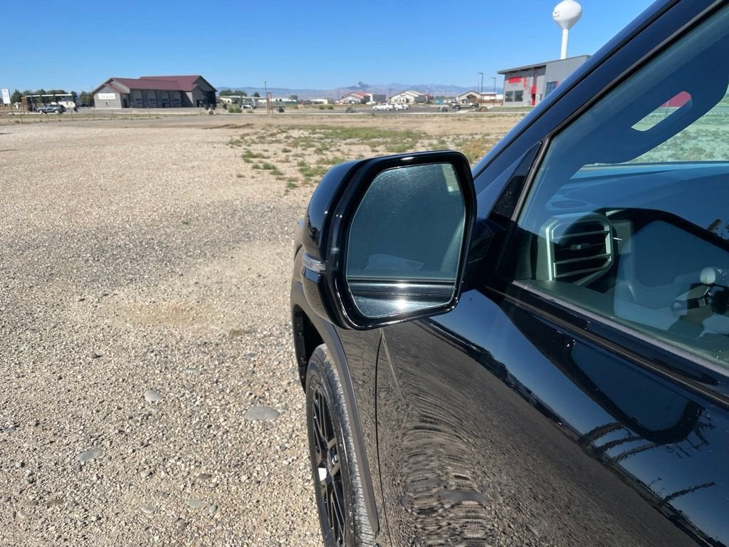 2025 Toyota Tundra 4WD SR5