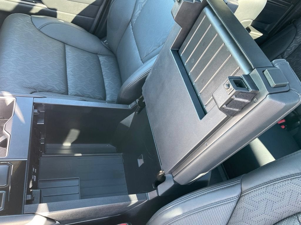 2025 Toyota Tundra 4WD SR5