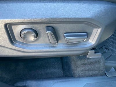2025 Toyota Tundra 4WD SR5