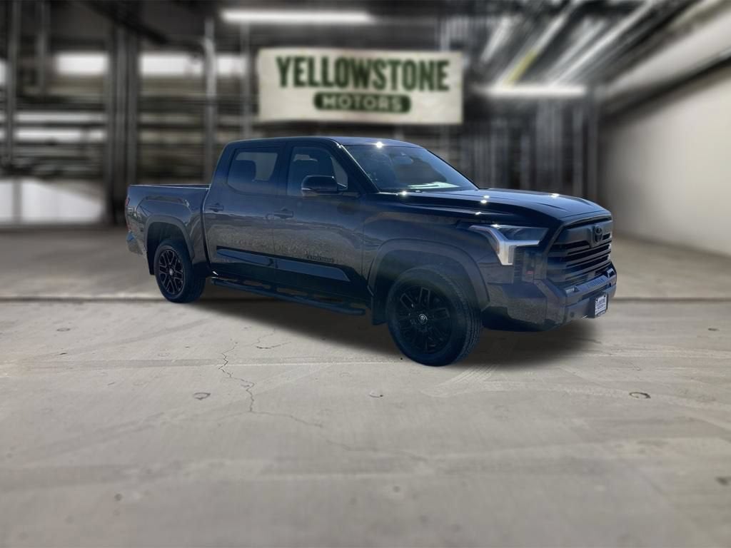 2025 Toyota Tundra 4WD SR5