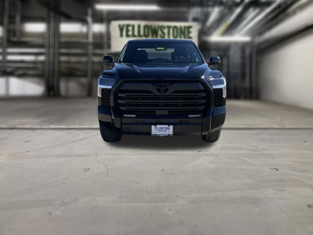 2025 Toyota Tundra 4WD SR5