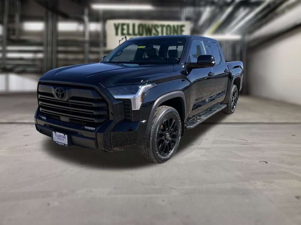 2025 Toyota Tundra 4WD SR5