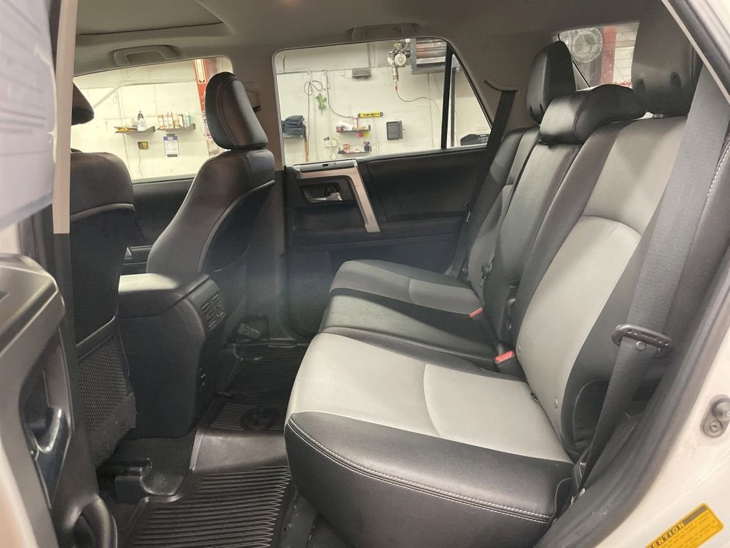 2017 Toyota 4Runner SR5