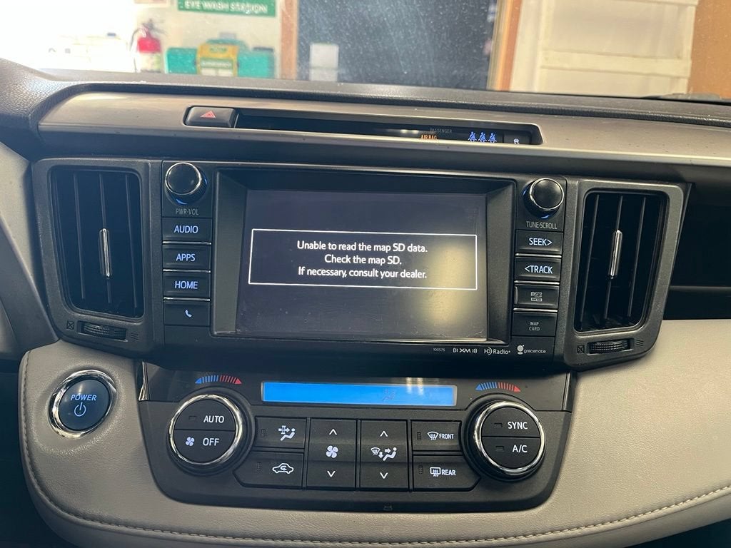 2017 Toyota RAV4 Hybrid XLE
